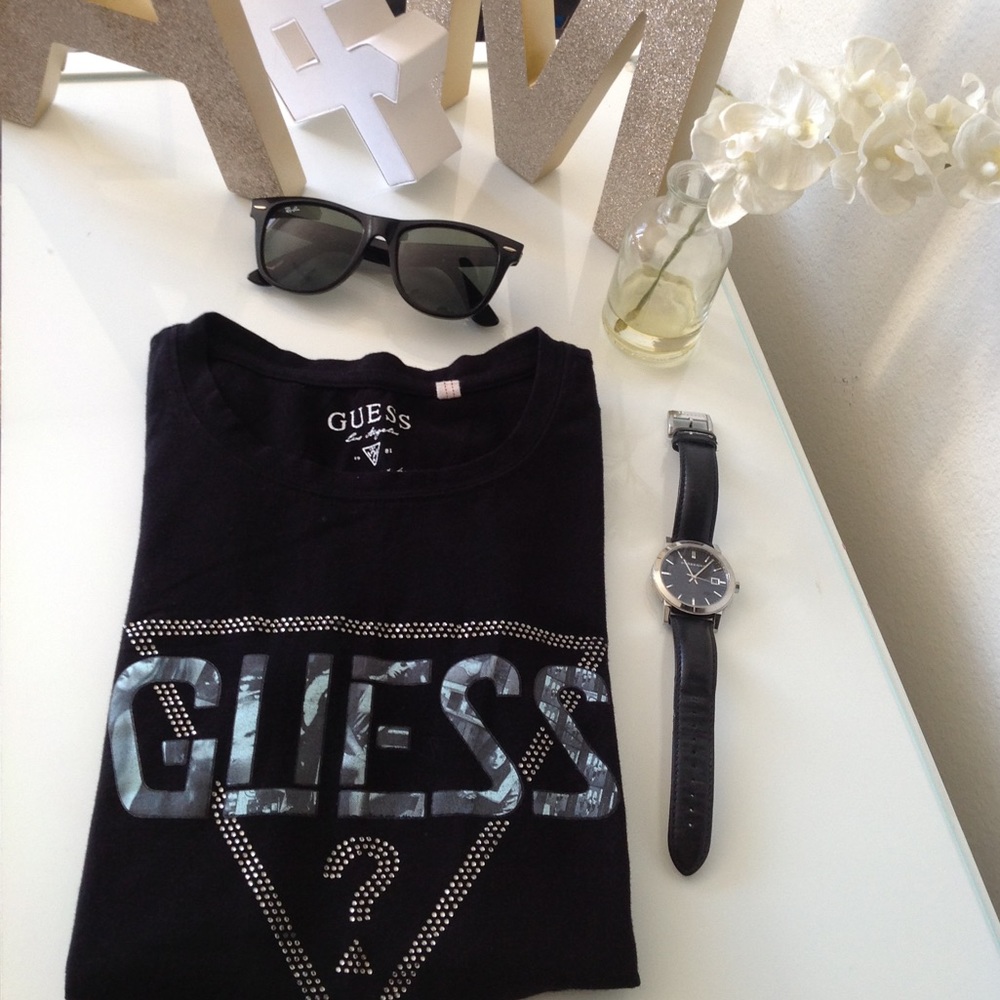 Guess Black Tee